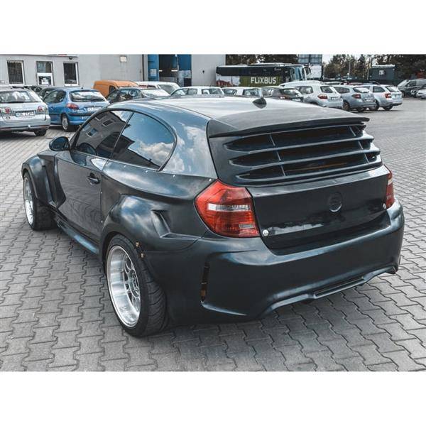 https://turboworks.pl/eng_pl_Royal-Body-Kit-BMW-E81-Rear-Bumper-78198_1.jpg