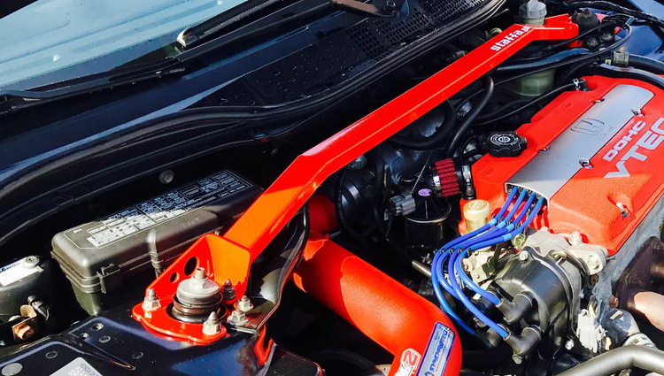 Strut Bar Honda Accord 9802 TurboWorks Suspension \ Strut Bars